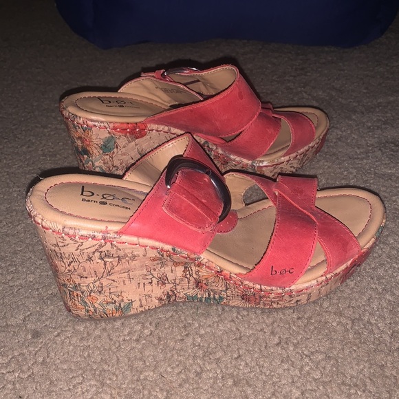 born concept Shoes - Women’s Wedges
